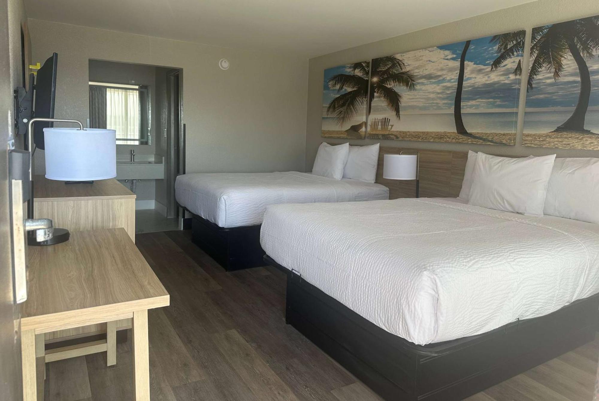 Days Inn By Wyndham Fort Myers Buitenkant foto